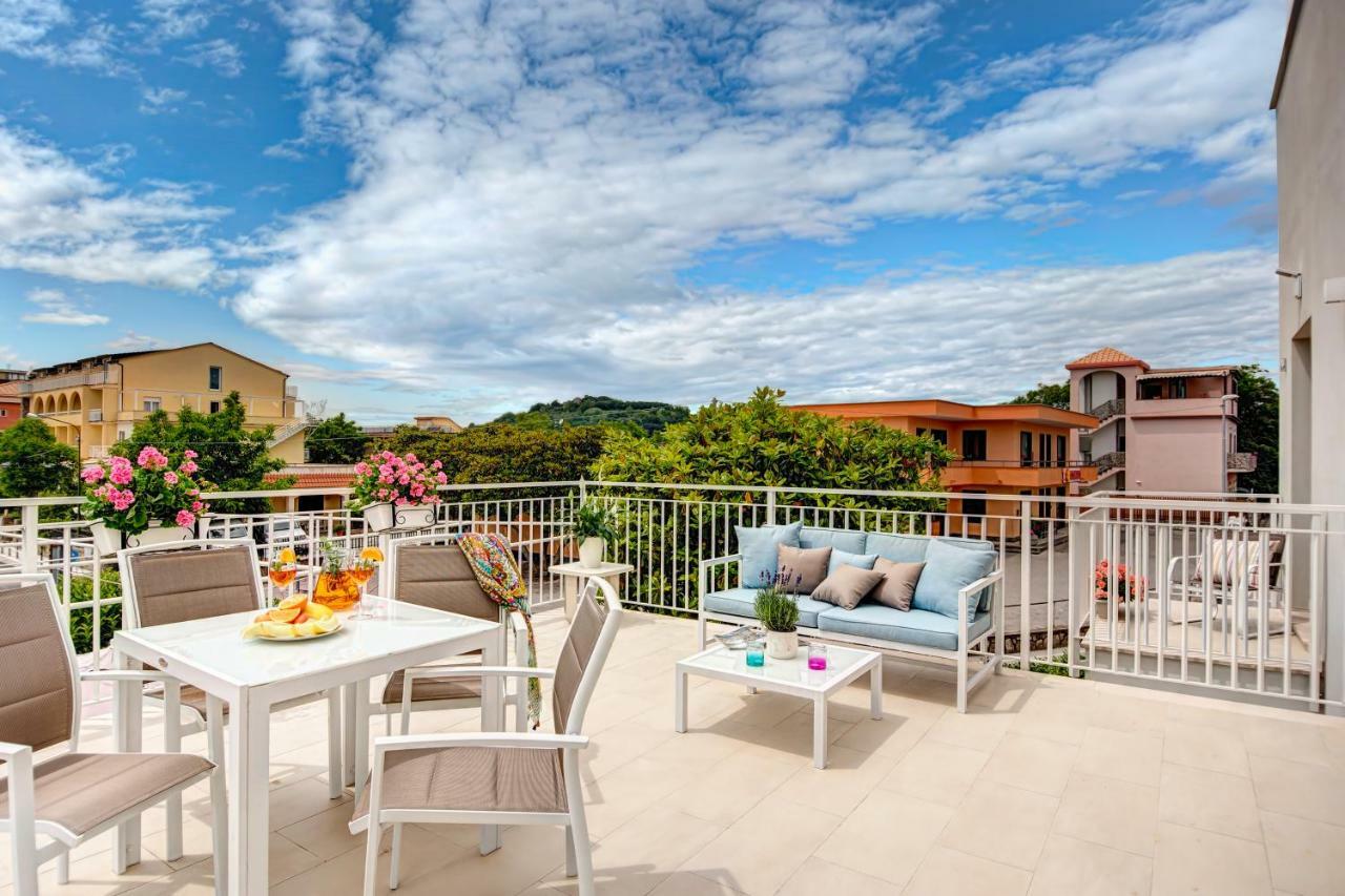 Relais Le Due Costiere Villa มัสซาลูเบรนเซ ภายนอก รูปภาพ